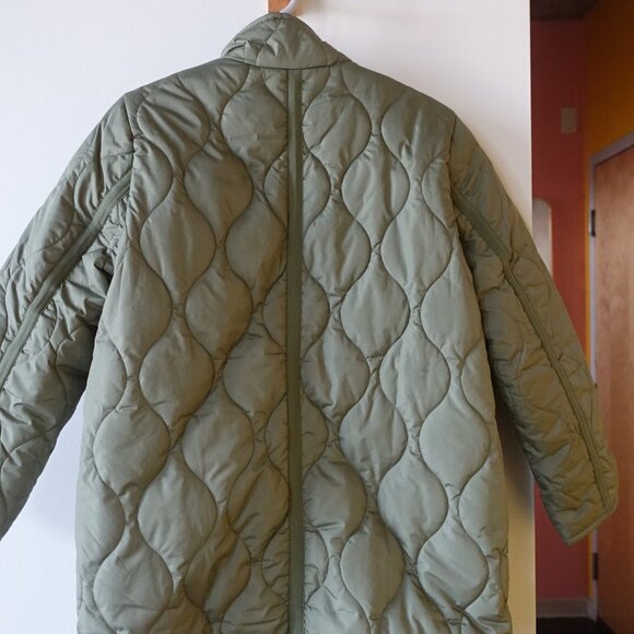 J Crew Signature Puffer Quilted Cocoon PrimaLoft Full Zip Jacket MP petite MED - Picture 3 of 12